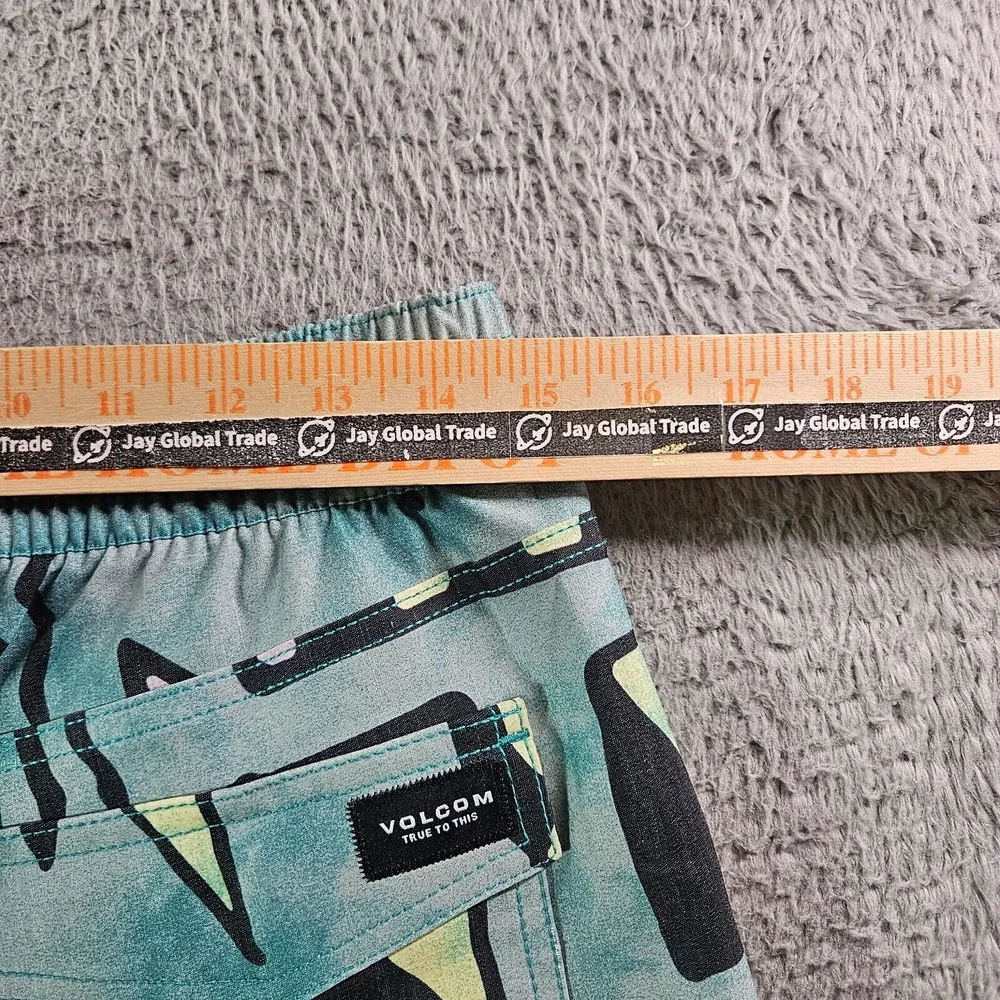 NWT Volcom‎ Stoneys Board Shorts Swim Trunks Men Small Geometric Green Black - Picture 8 of 11